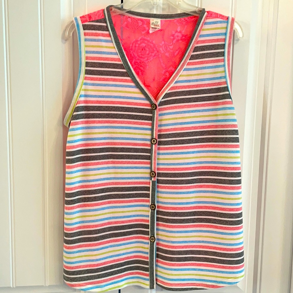 Cool XL striped button down tank with lace back
